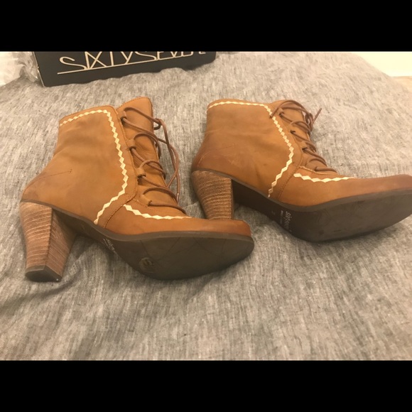 Sixty Seven lace up leather booties size 38 - Picture 5 of 8